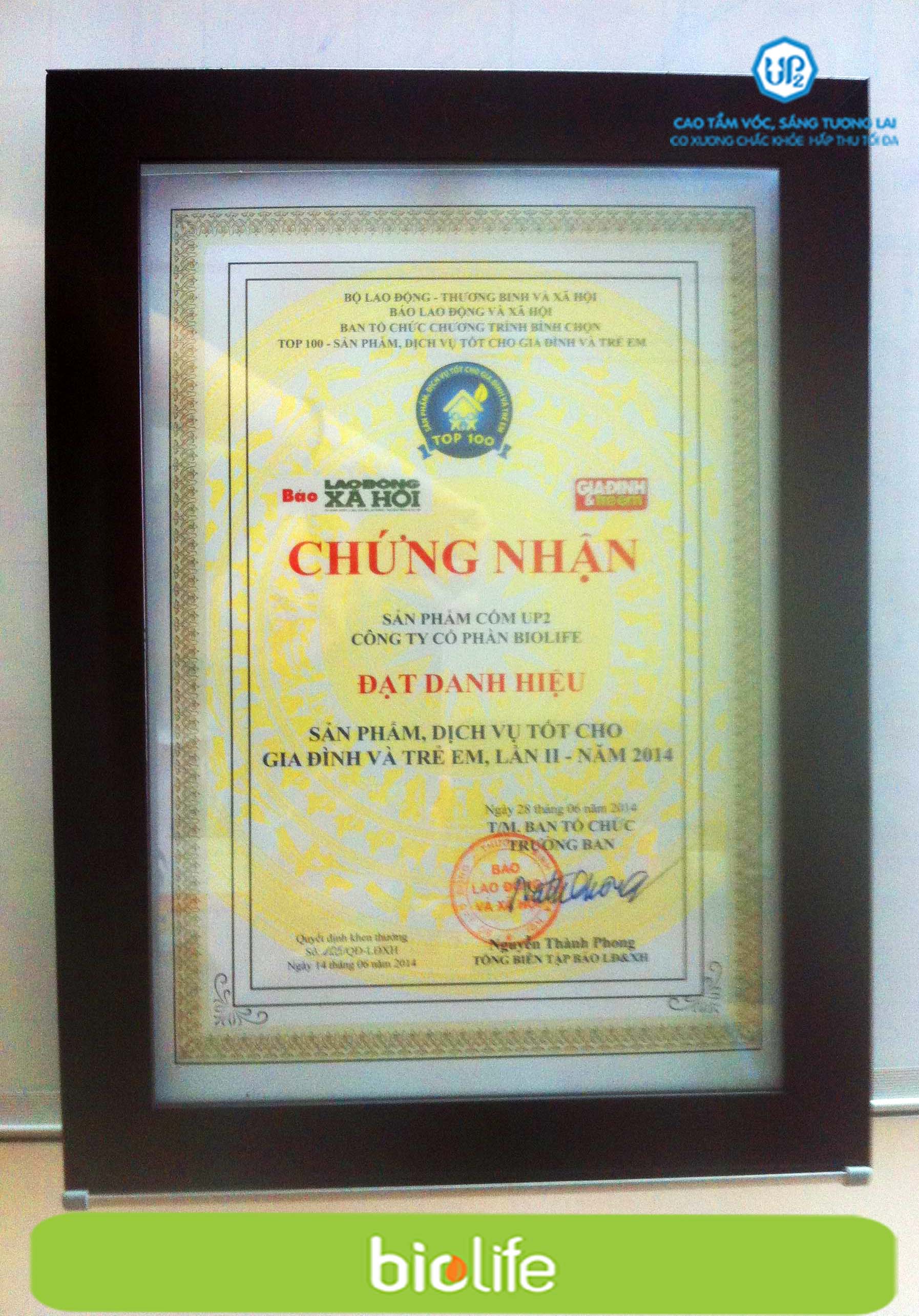Chung nhan Top 100. Up2